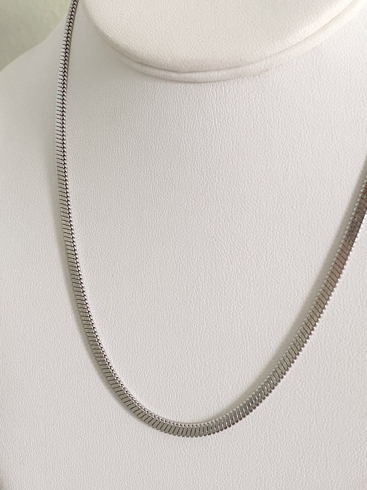 Tatum Snake Chain Necklace - Silver