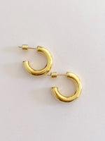 Chicago Hoop Earrings - Gold