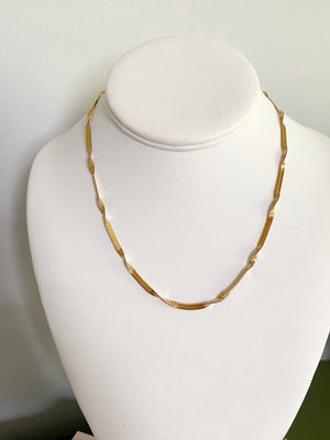 Melanie Twist Chain Necklace